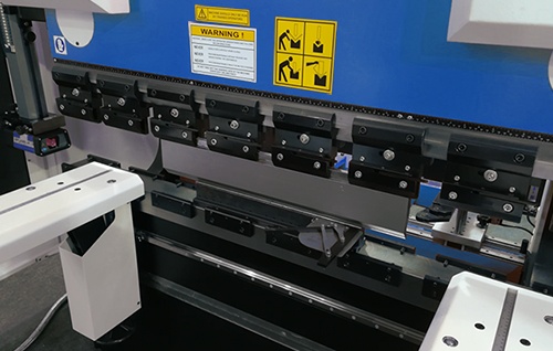 Support press brake users with bending tools