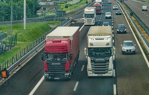 Deliveries of press brake tools on the road